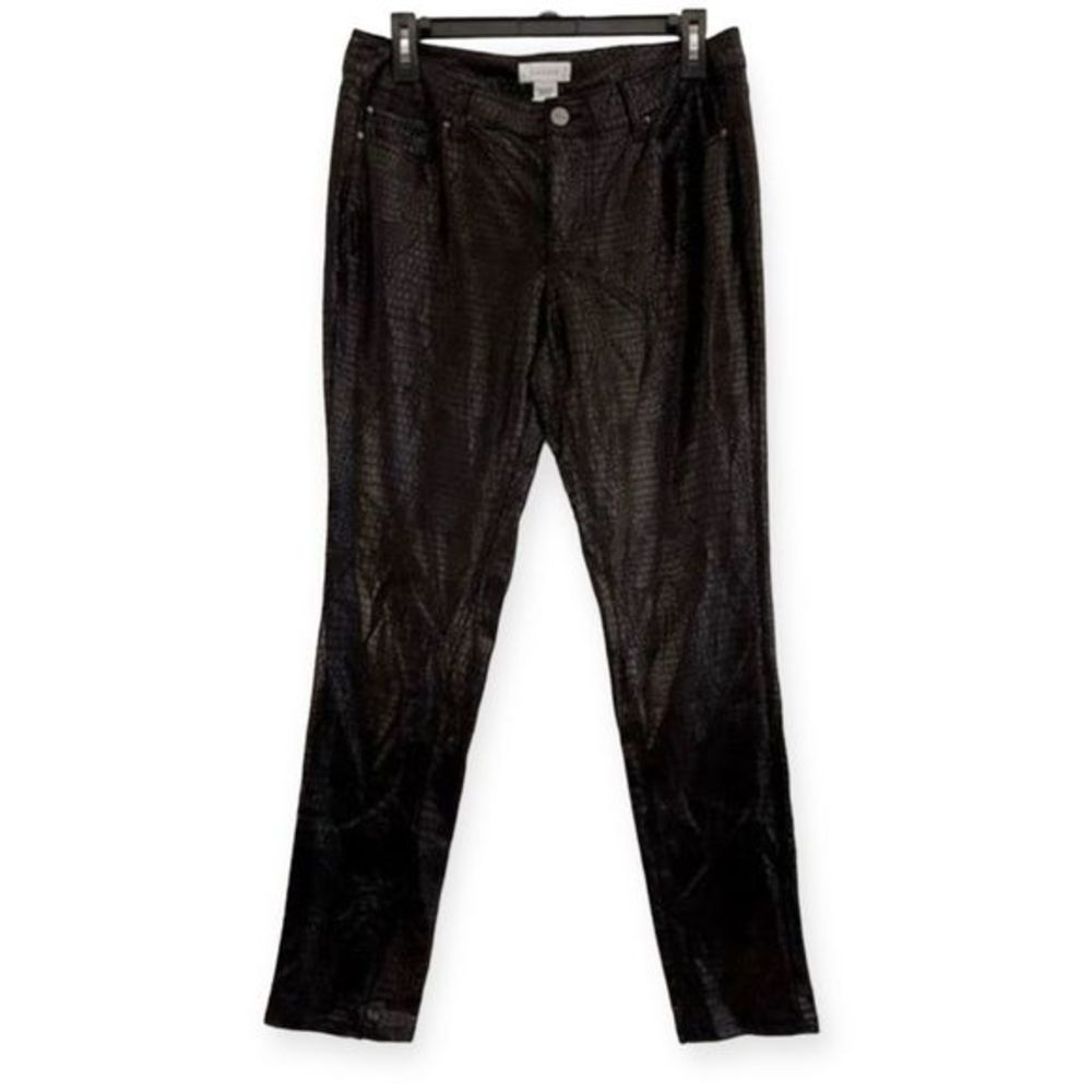 Cache Women’s Alligator Pants Size 8. 29”L